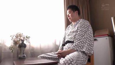 ZYK305-ZHLAWIWHKU433199415 - upornia.com - Japan