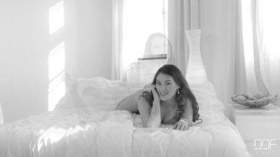 Date with Two Bananas - PornWorld - hotmovs.com - France