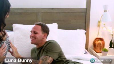 Sexxxy Time For Luna Bunny - hotmovs.com