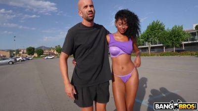 Inside Barbie Rous World In 4k - hotmovs.com