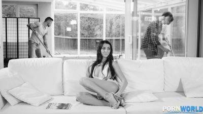 3 Window Cleaners Service Horny Housewife Katy Rose With an Airtight DP GP2141 - PornWorld - hotmovs.com