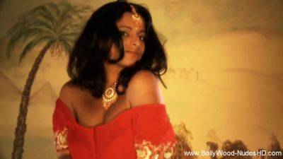 The Song Is In Her Heart Tonight - desi-porntube.com