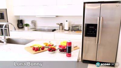 Luna Bunny Sends Jmac To The Moon - hotmovs.com