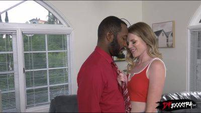 Can I make it up to you somehow neigbor? - txxx.com