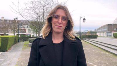 The superb Alva doubles the bet! - hotmovs.com