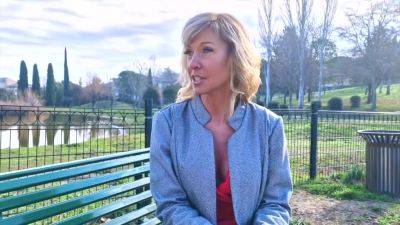 Emmy, 46, massage therapist! - hotmovs.com