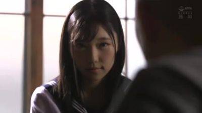 06662,A bitch is fully exposed during sex! - txxx.com