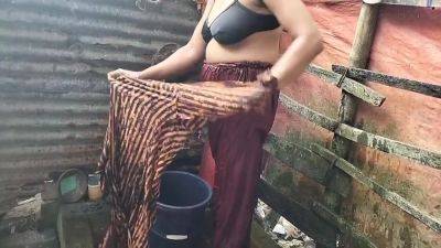 Beautiful Girl Is Taking Bath Completely Naked, Rupali Rupali - desi-porntube.com