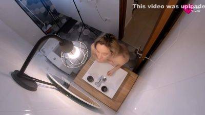 Intense Sex In The Beehive Bathroom Grand Finale - upornia.com