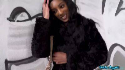 Facial on Giant Tits in the Open Air - xxxfiles.com