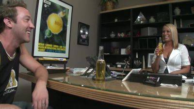 Long Fucked Love Box Of Lusty Bitch Hole Looks Fine Full Of Cumshot - hotmovs.com