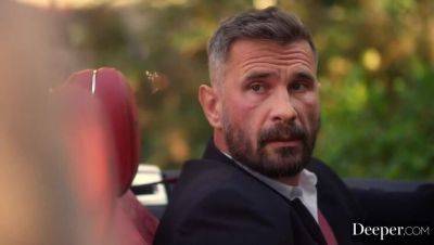 At the Brink: Blonde's Edge - xxxfiles.com