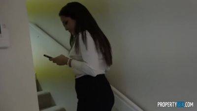 Mila Marx: Real Estate Agent's Revenge Facial - POV - porntry.com