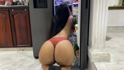 Bbw Girl Prepares Lunch For Her Husband To Give Her Cock - upornia.com