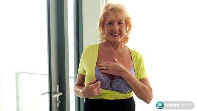 Our Oldest Gilf Ever Returns So Show Off Her Tits And Finger Her Old Snatch - hotmovs.com