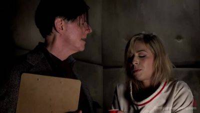 Zoey Monroe - Mark Wood - Owen Gray - Mr Pete - Princess Peach's Royal Orgy - xxxfiles.com