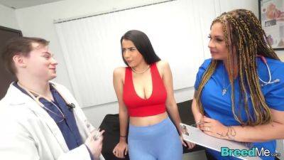 Roxie Sinner Breeding at Doctors Office - hotmovs.com