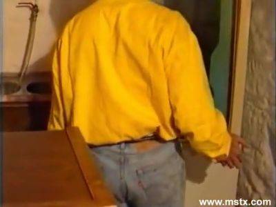 Vanessa Barmaid - hotmovs.com