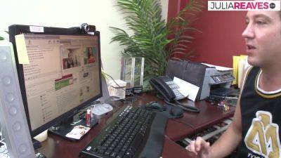 Sexy Bitch Screams In Pleasure As She Rides A Huge Cock Hard - hotmovs.com