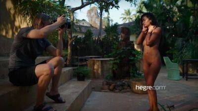 Brunette Nuna Strips in India - xxxfiles.com - India