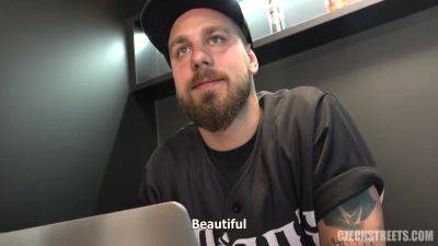 Extra Sexy Black Hairdresser - hclips.com