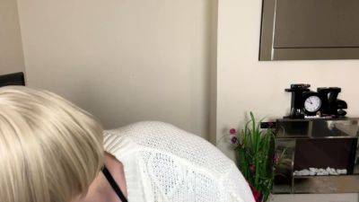 Amateur Blonde Blowjob handjob and cumshot - drtuber.com