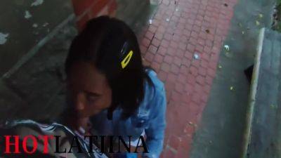 Puta Colombiana Se Traga Mi Leche En Publico - Medellin Colombia 5 Min - upornia.com - Colombia