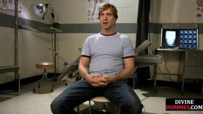 Divine spanking nurse pegs BDSM sub in kinky infirmary - txxx.com