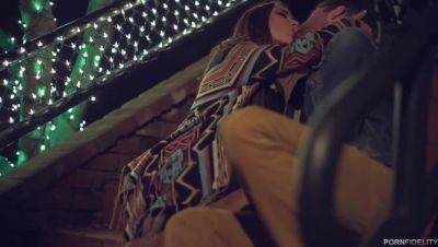 Jared Grey & Sandee Westgate: A Passionate Kiss - veryfreeporn.com