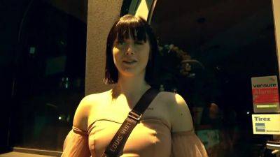 Alyson, 19, was going out, but... - hotmovs.com