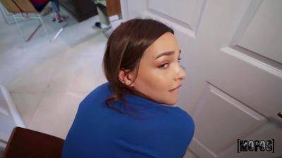 Rissa May In Boobs Bank - videomanysex.com