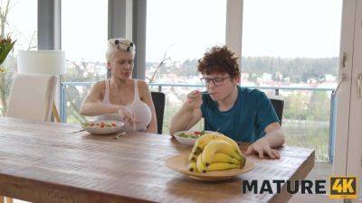 MATURE4K. SH Station Sex - hotmovs.com