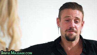 Curvy masseuse titfucks client andshe provides relief - txxx.com