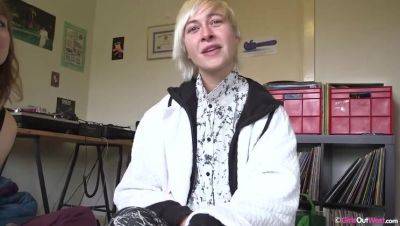 Molly and Steel: Intimate Look at Deep Burn - veryfreeporn.com