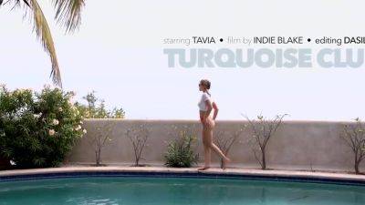 Tavia Turquoise Club - upornia.com