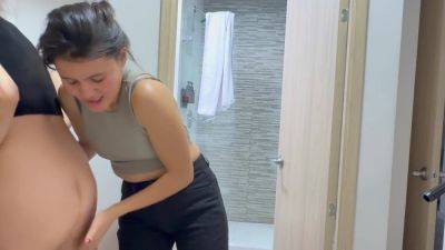 Camera Records Two Lesbians Staying At Airbnb!! - hclips.com