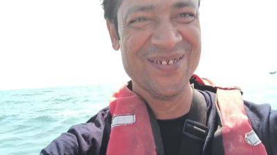 Fuck In The Sea On Boat With Bigger Cock - hclips.com