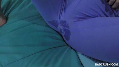 Stepdaughter's Squirting Issues - Harlowe Blue - veryfreeporn.com