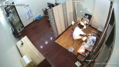 Hackers use the camera to remote monitoring of a lover's home life.615 - hclips.com - China