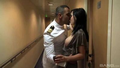 Angell Summers' Wild Ride: Facial Fun on the Love Boat - porntry.com