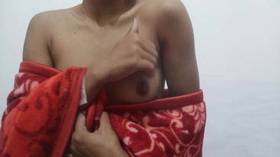 Skinny Indian Girl Playing With Pussy - desi-porntube.com - India