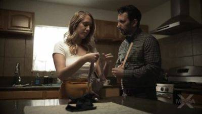 Cadence Lux - Cadence Lux's Cumshot Blonde Special - xxxfiles.com