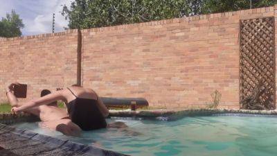 Swimming Pool Fuck - videomanysex.com