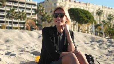 Anouk's anal fantasy finally satisfied! - hotmovs.com