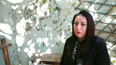 Yvanna, 35, trainer of competition horses! - hotmovs.com