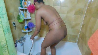 Belle Metisse Sous Douche - hclips.com