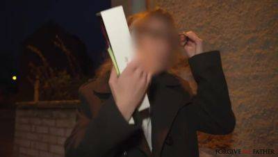 Blond Stunner Craves a Rough Shagging - veryfreeporn.com