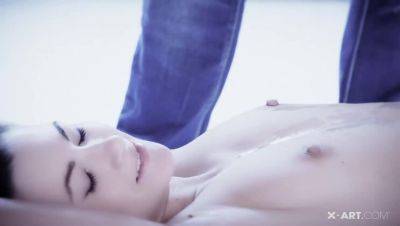 Lisa's Toy-Filled Playroom - porntry.com