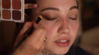 A tailor-made role for Queen! - hotmovs.com