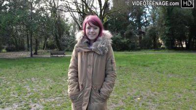 Cute 18 Year Girl Does Lingerie Video Casting - upornia.com